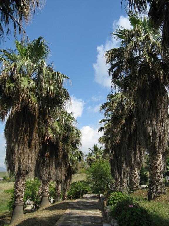 Villa Crapa Licca Ventimiglia di Sicilia Esterno foto
