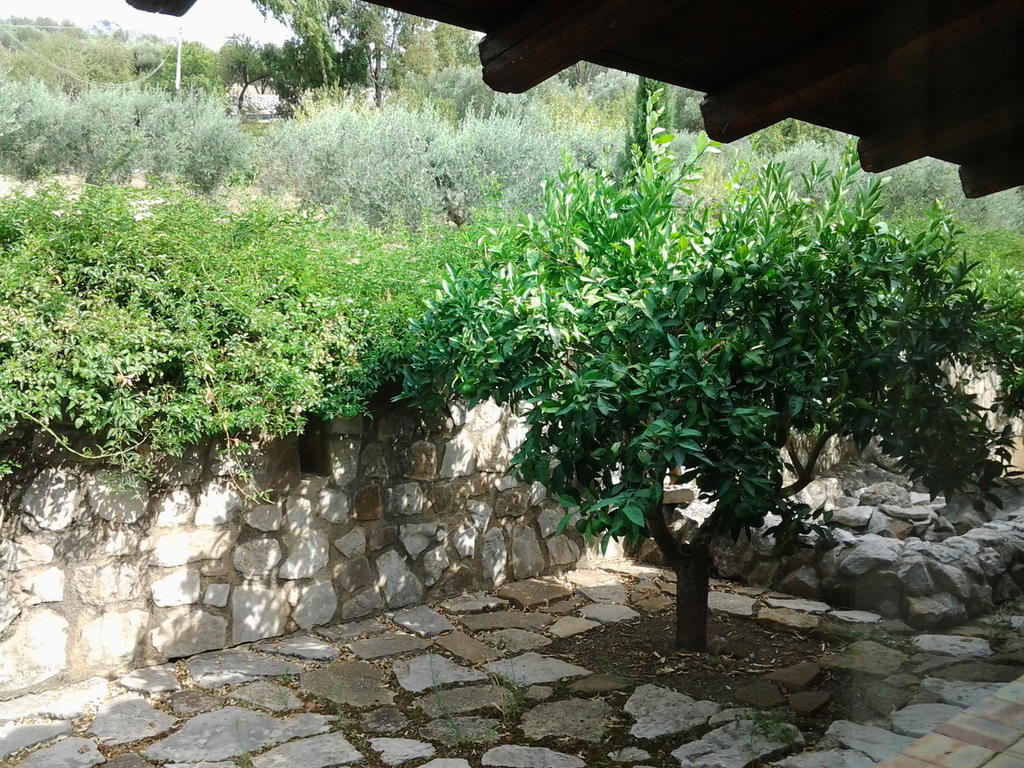 Villa Crapa Licca Ventimiglia di Sicilia Esterno foto